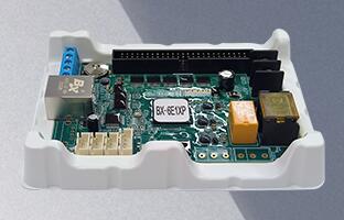 抖圈宣布银行门楣屏定制版控制器